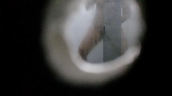 Camera escondida no banheiro