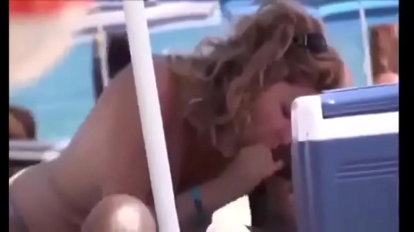 Video Sexo Coroas Famosaz Na Praia