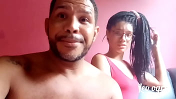 Madura de 18 anos de Carmo do Paranaíba vídeos de Maira Fernandes novinhasndo e dando a bunda