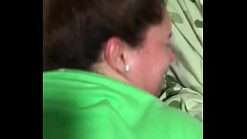 Gorda peituda baixinha