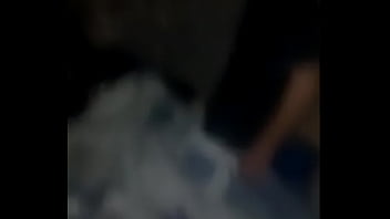 Deolindo comendo a Simone Bardini na sua casa